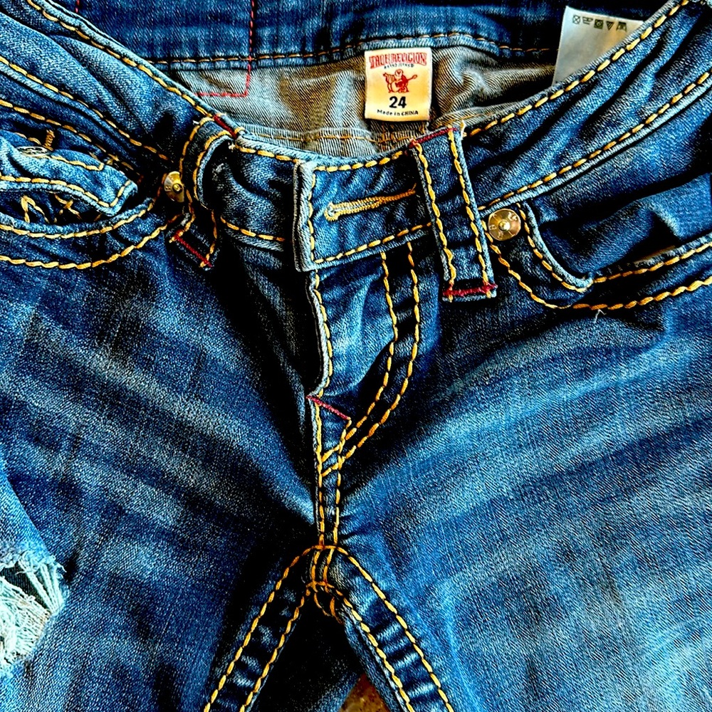 True Religion size 24 skinny jeans. - Picture 4 of 4